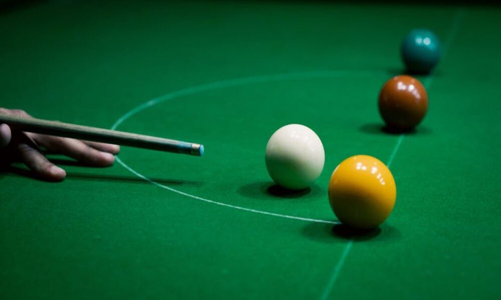 cara pegang kayu snooker
