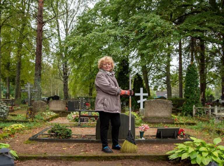 jutta urpilainen alasti