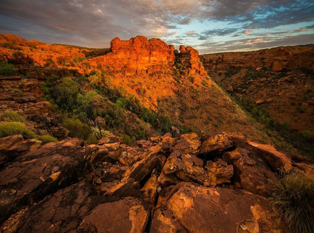 Understanding the Risks: Is a Lite APK Worth It?